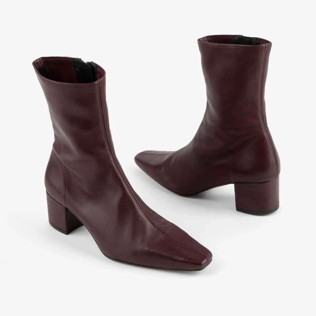 Carlton Boot - Maroon