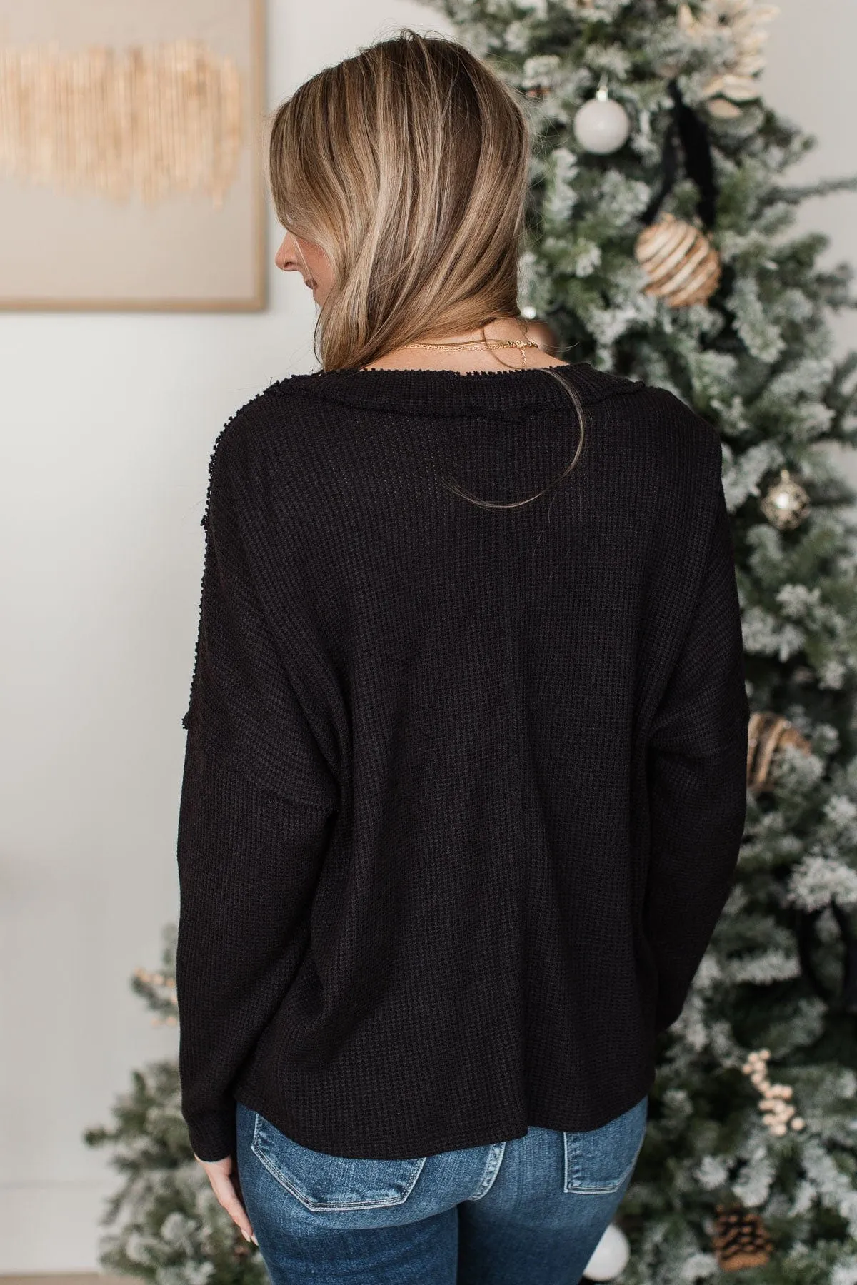 Effortlessly Happy V-Neck Knit Top- Black