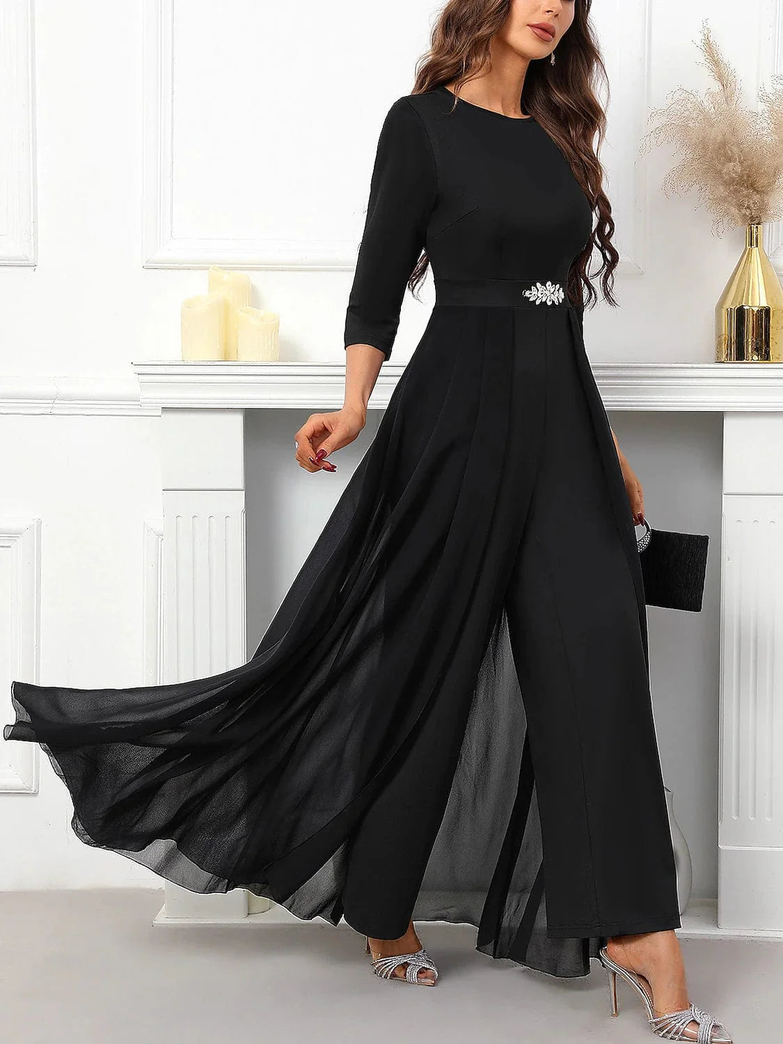 Elegant Straight Fit Women's Jumpsuit for All Seasons