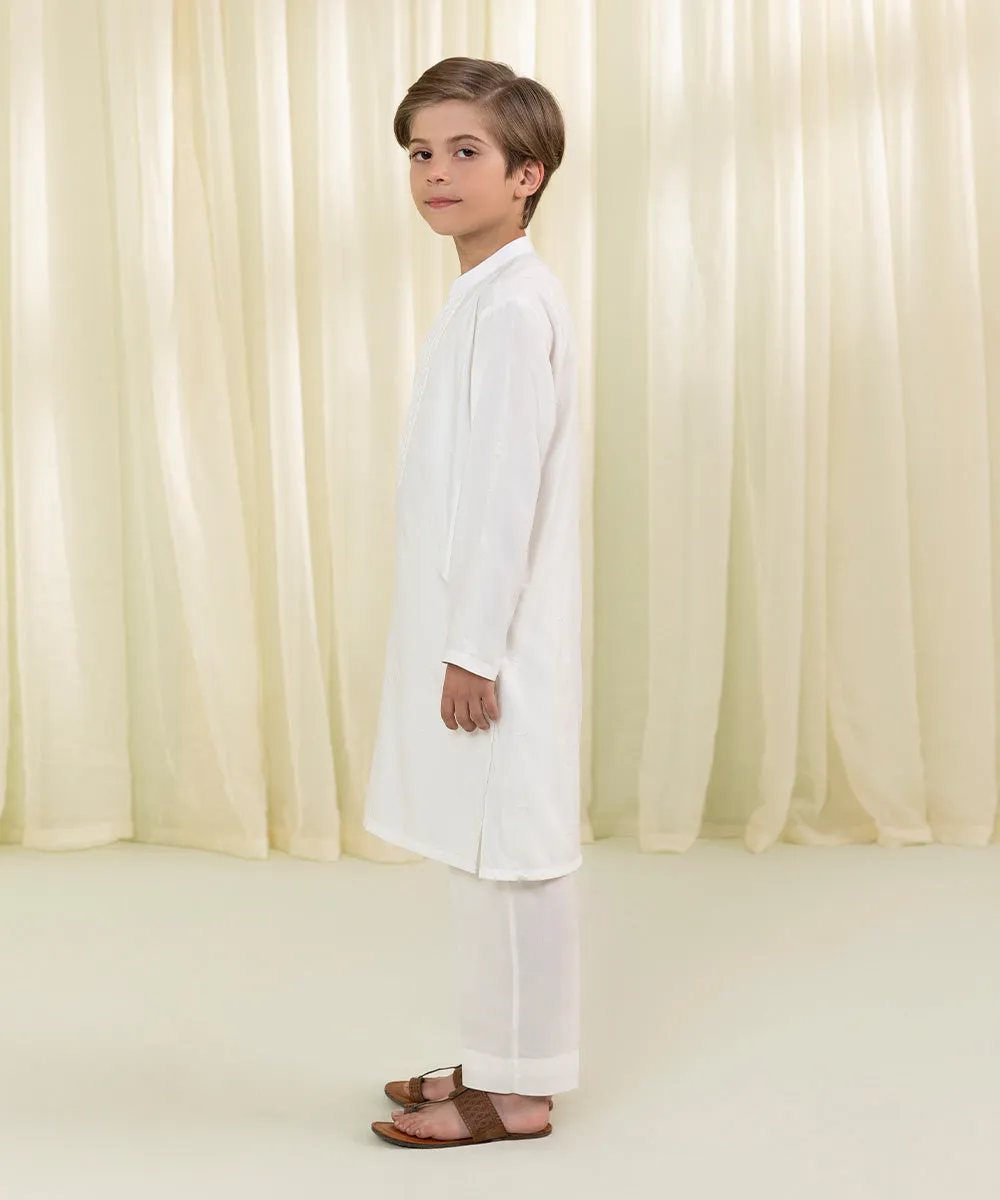 Embroidered Dobby Kurta