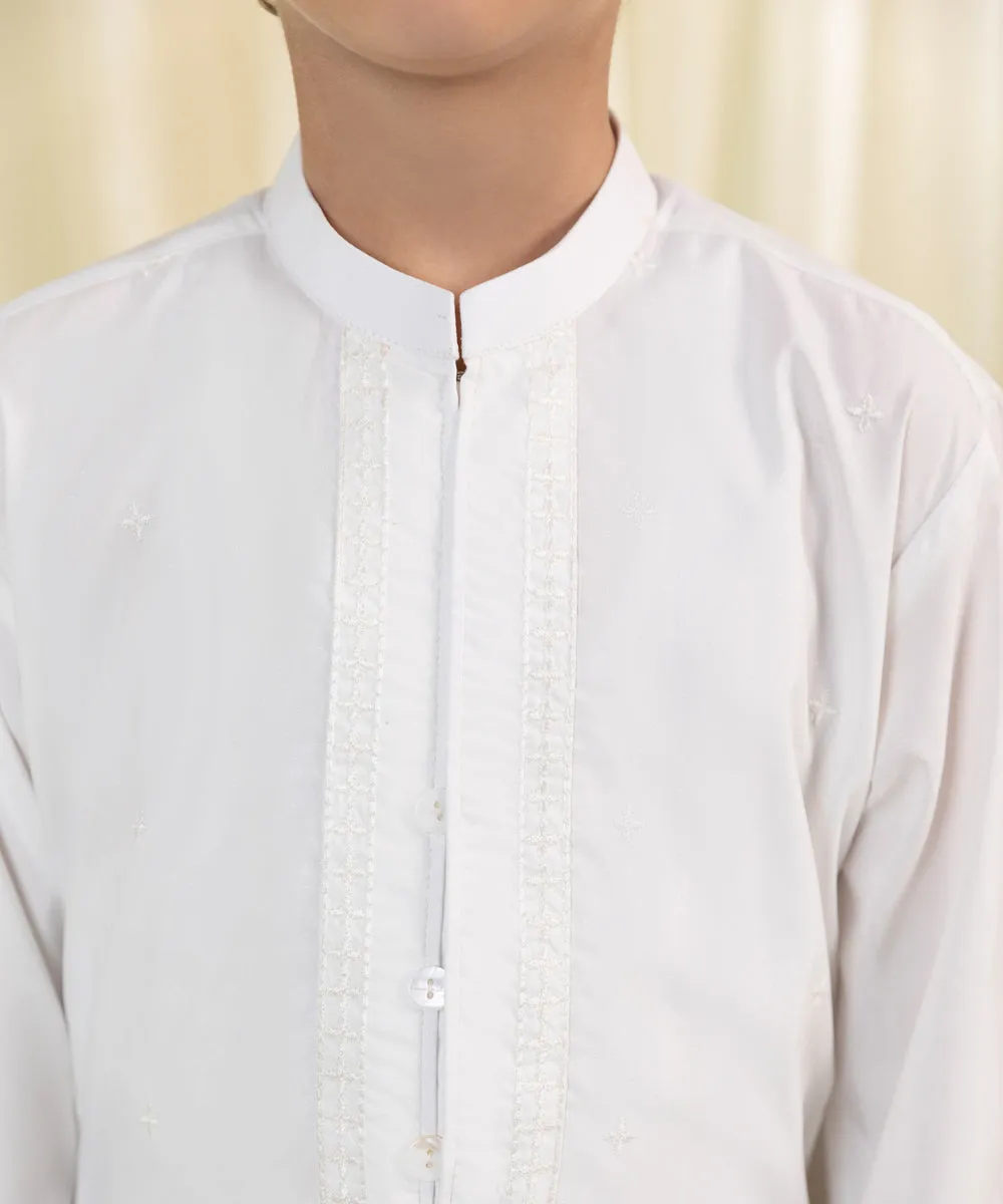 Embroidered Dobby Kurta