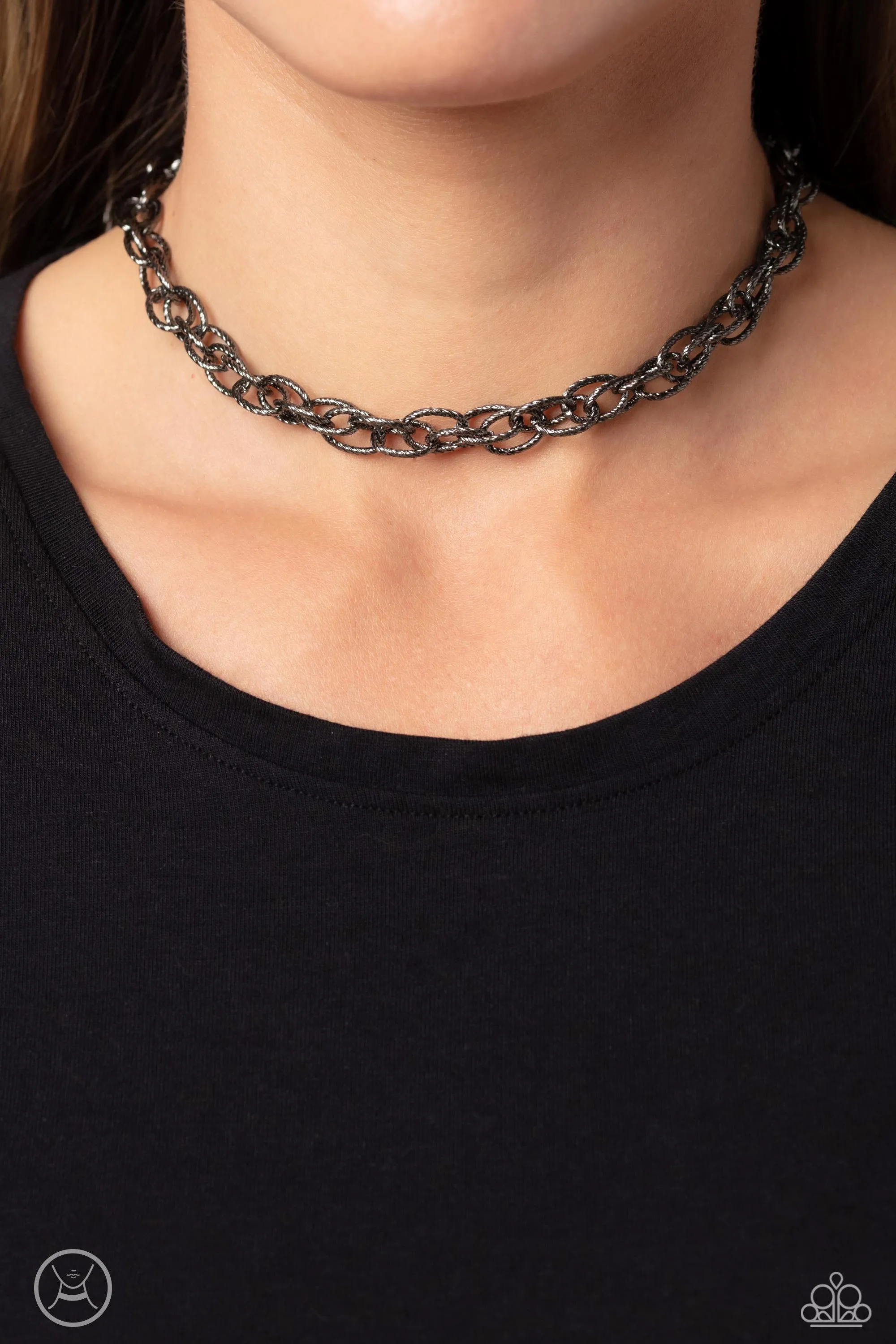 If I Only Had a CHAIN - Black ~ Paparazzi Necklace Choker