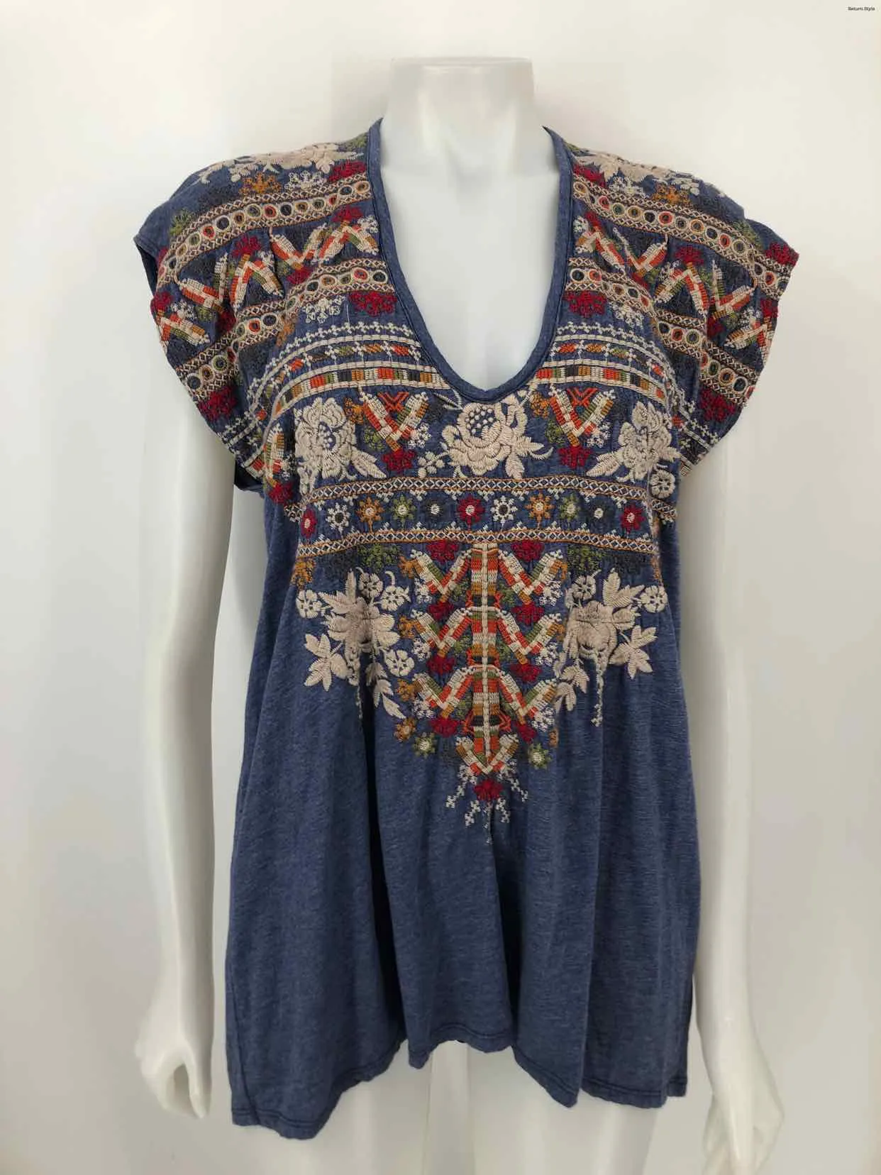 JOHNNY WAS Blue Multi-Color Embroidered V-Neck Size X-LARGE Top