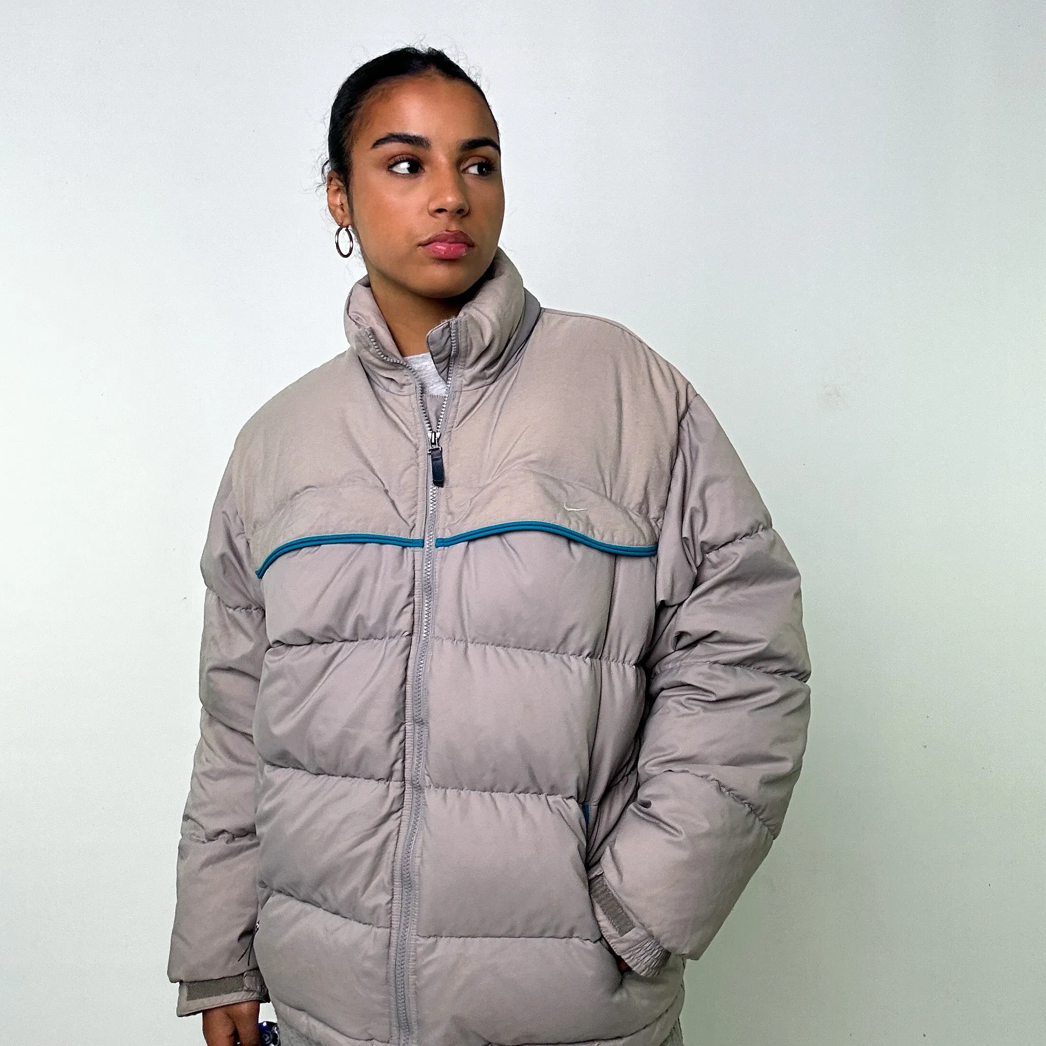 Light Grey y2ks NIKE Puffer Jacket Coat (L)