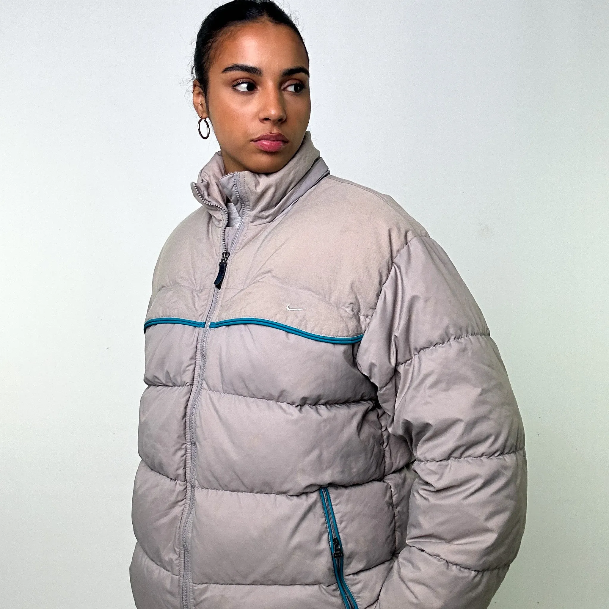 Light Grey y2ks NIKE Puffer Jacket Coat (L)