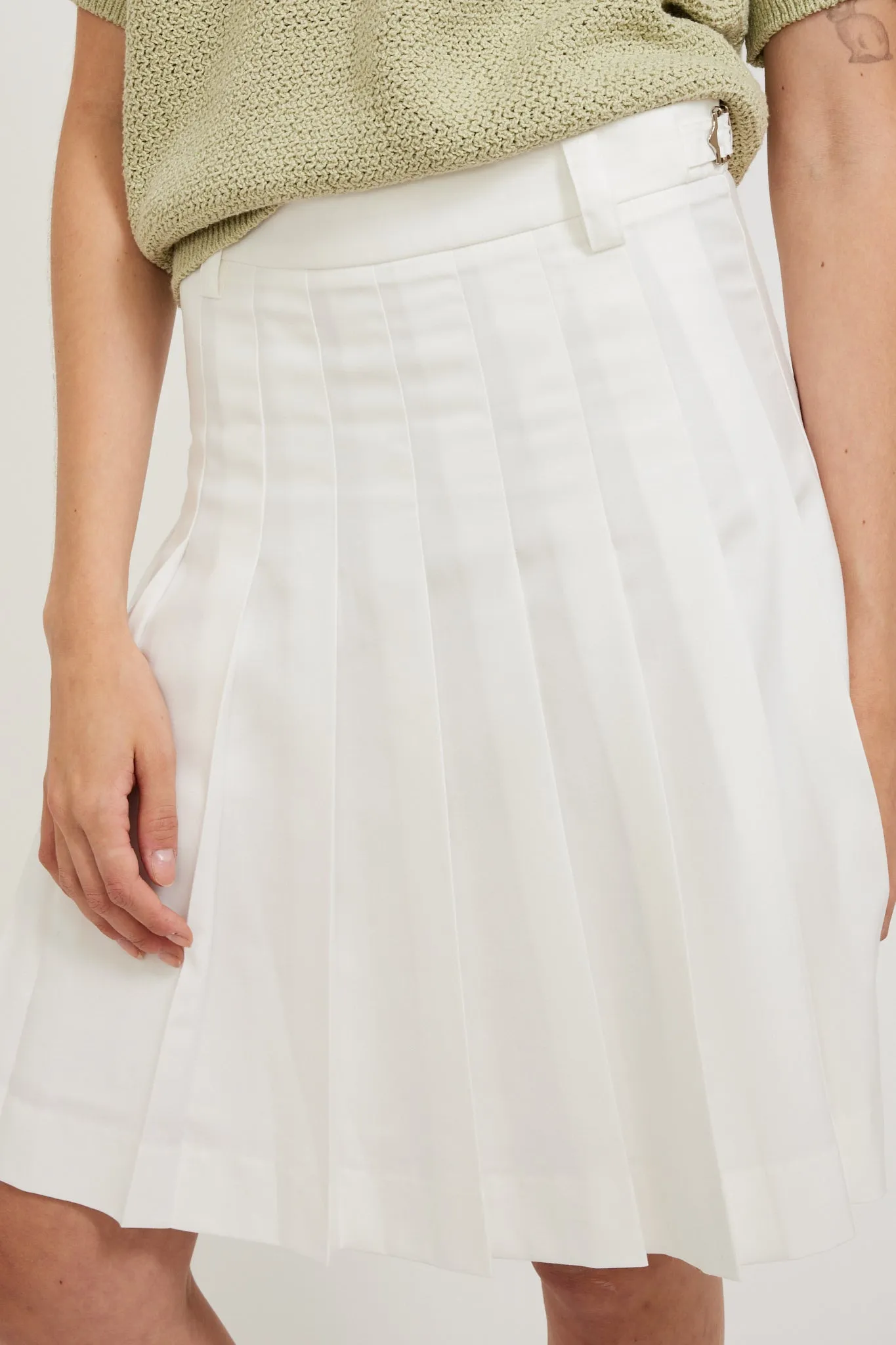 Midi Pleats Skirt White