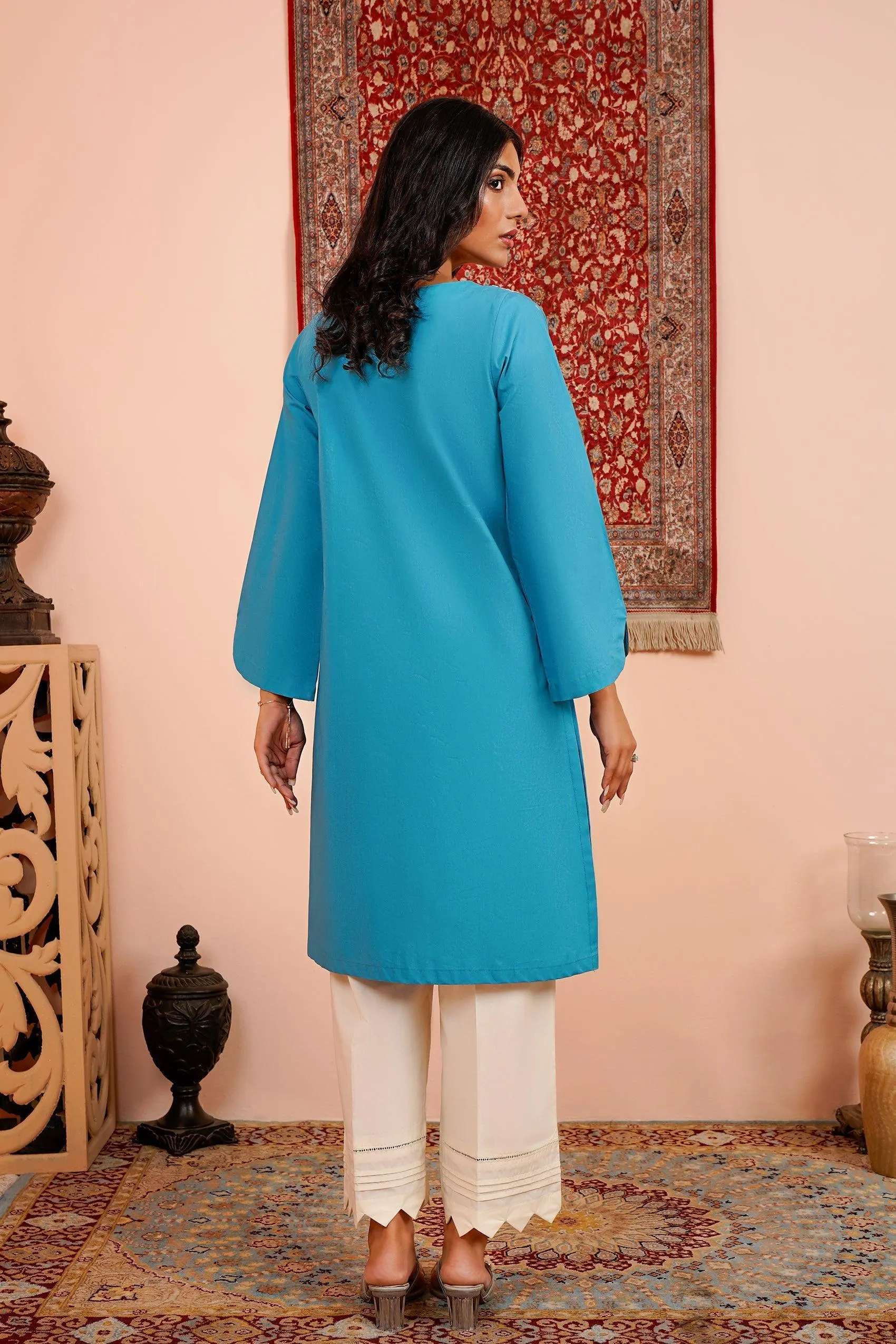 NEUTRALS EMBROIDERED KE-230550