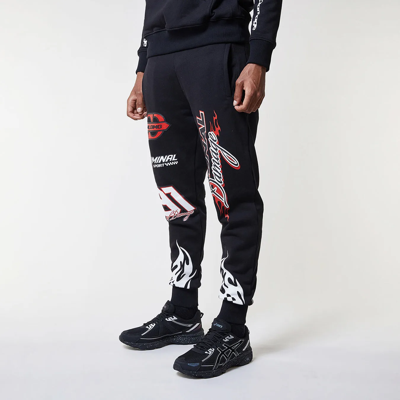 RACER BADGE JOGGER - BLACK