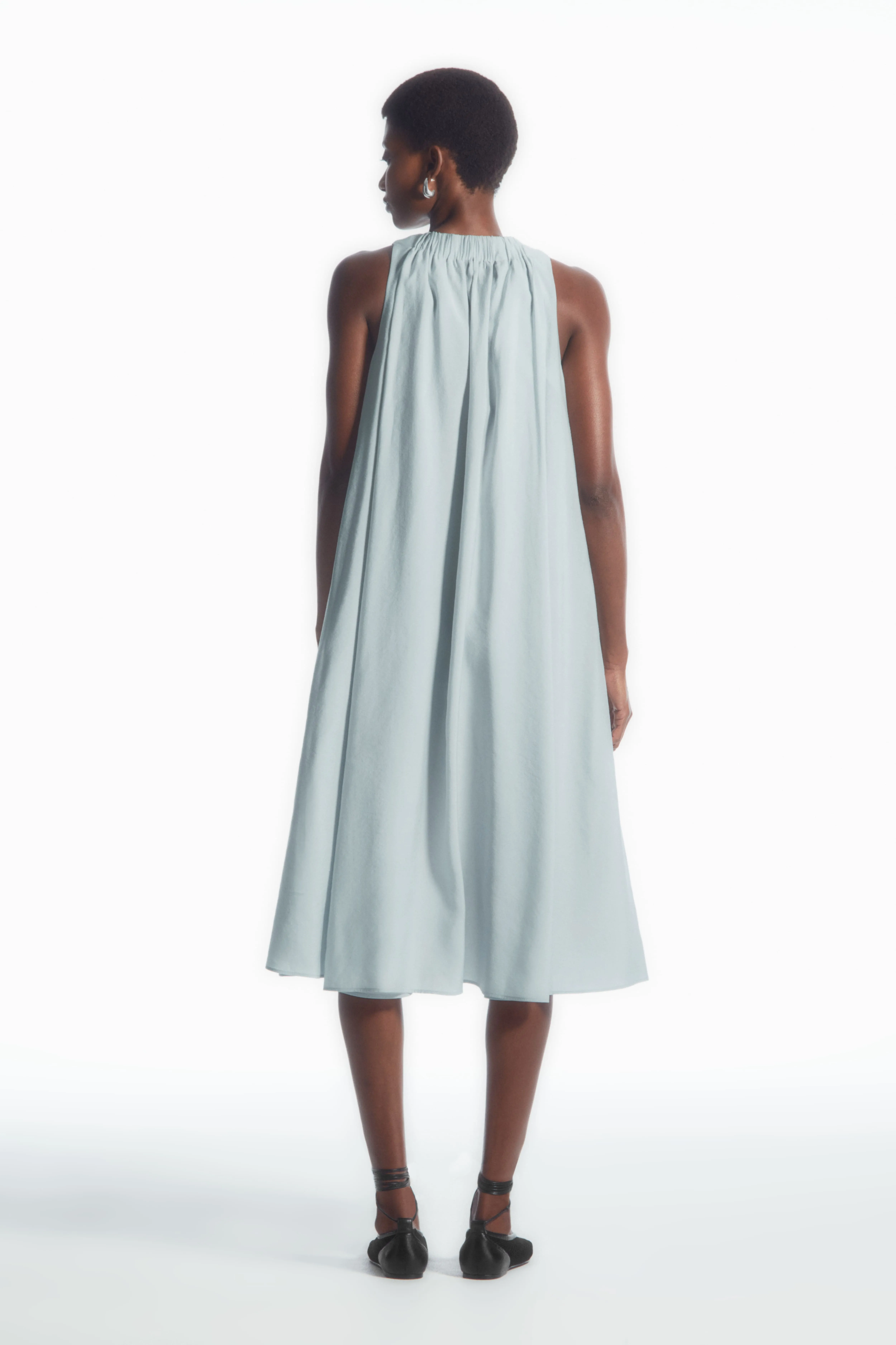 RACER-NECK MIDI DRESS - Halterneck - Sleeveless - LIGHT BLUE - Ladies | H&M GB